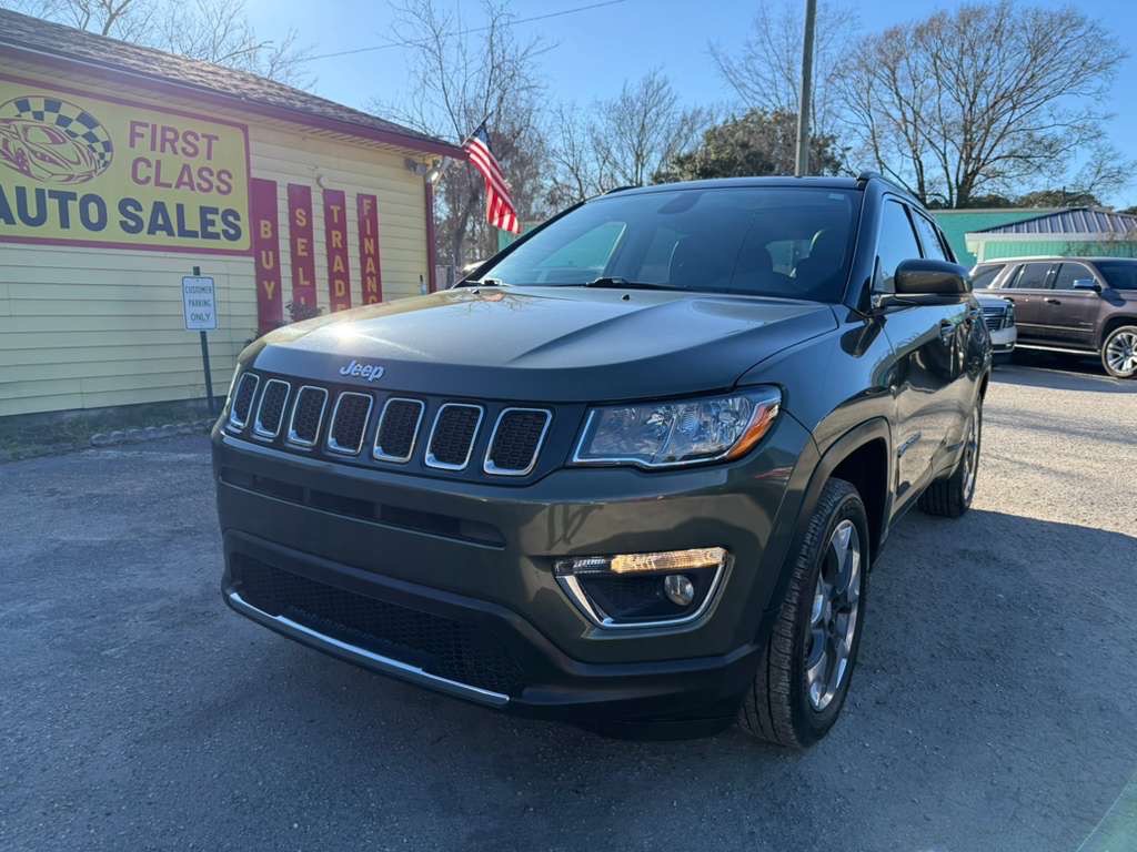 2018 Jeep Compass Image 1