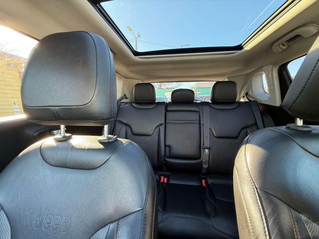 2018 Jeep Compass Image 19