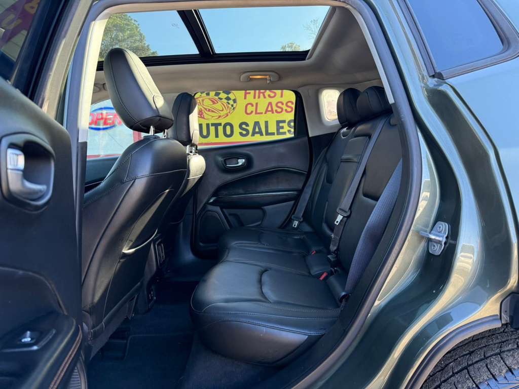 2018 Jeep Compass Image 21