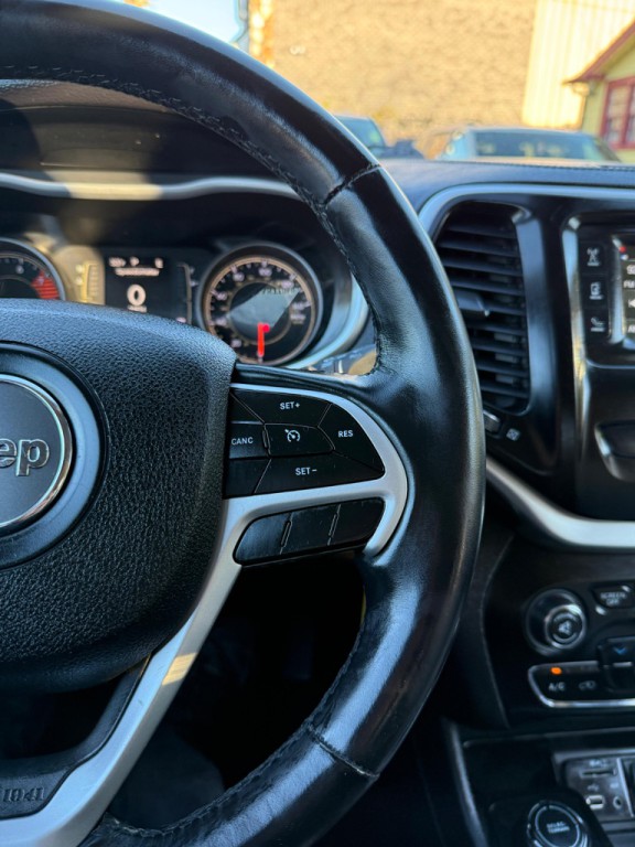 2018 Jeep Cherokee Image 15