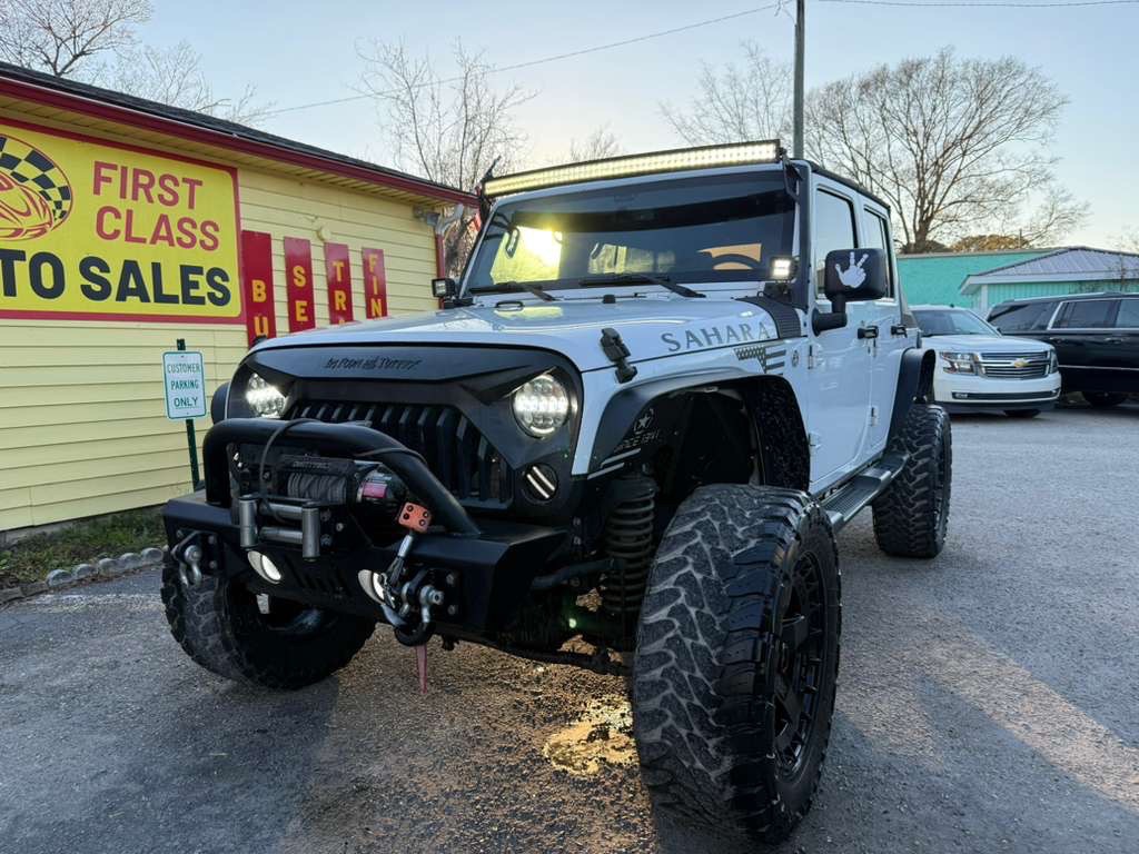 2013 Jeep Wrangler Unlimited Image 1