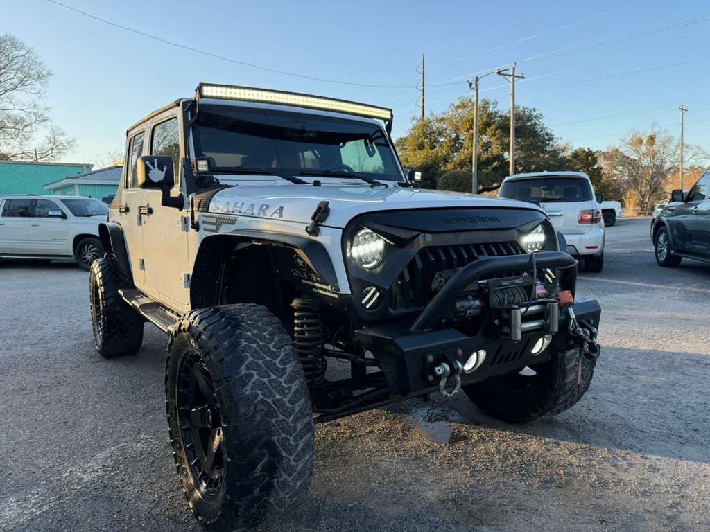 2013 Jeep Wrangler Unlimited Image 2