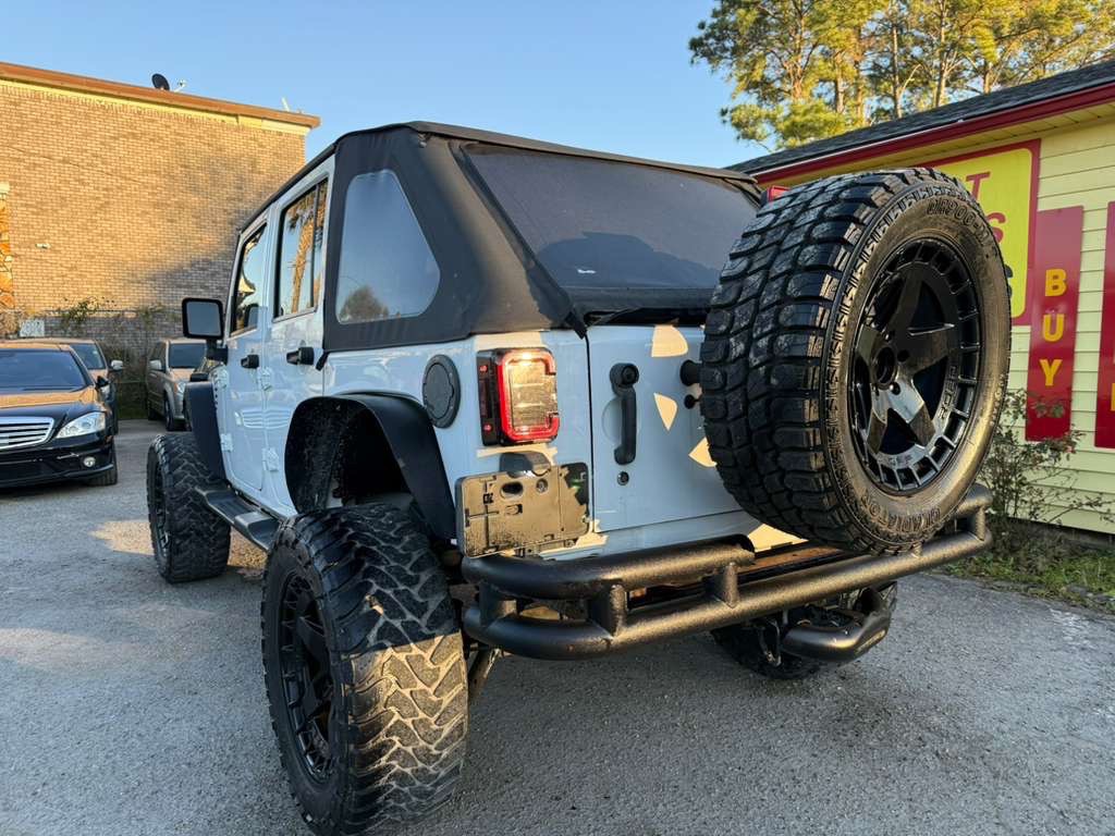 2013 Jeep Wrangler Unlimited Image 3