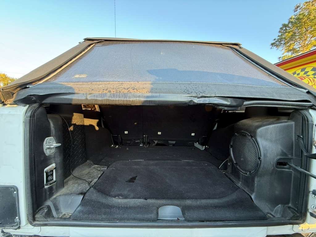 2013 Jeep Wrangler Unlimited Image 10