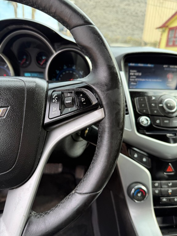 2013 Chevrolet Cruze Image 12