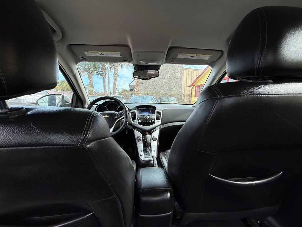 2013 Chevrolet Cruze Image 18