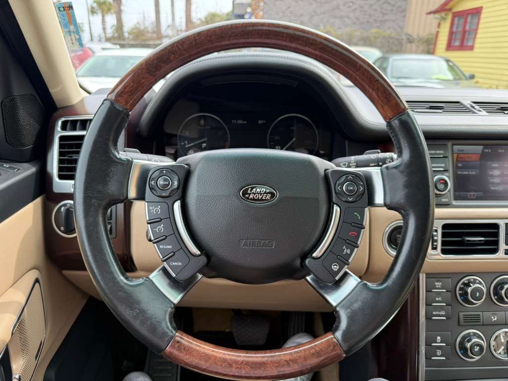 2011 Land Rover Range Rover Image 12