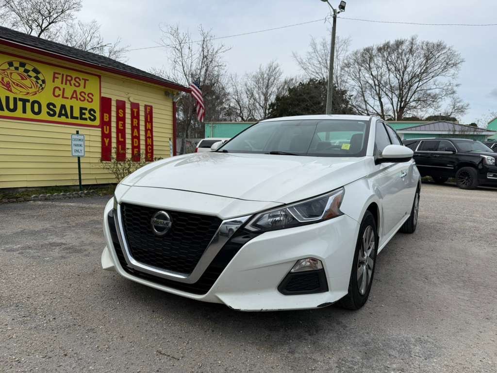 2019 Nissan Altima Image 1