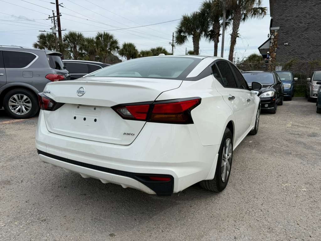 2019 Nissan Altima Image 5