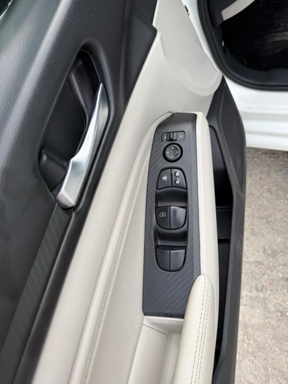 2019 Nissan Altima Image 11