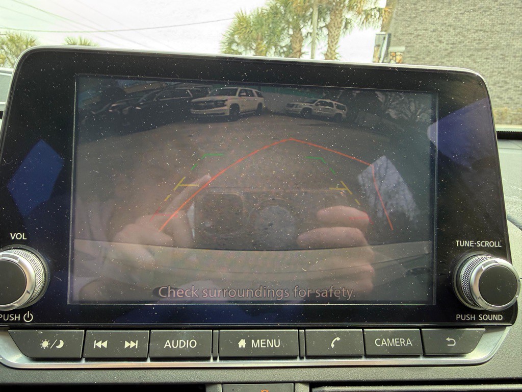 2019 Nissan Altima Image 18