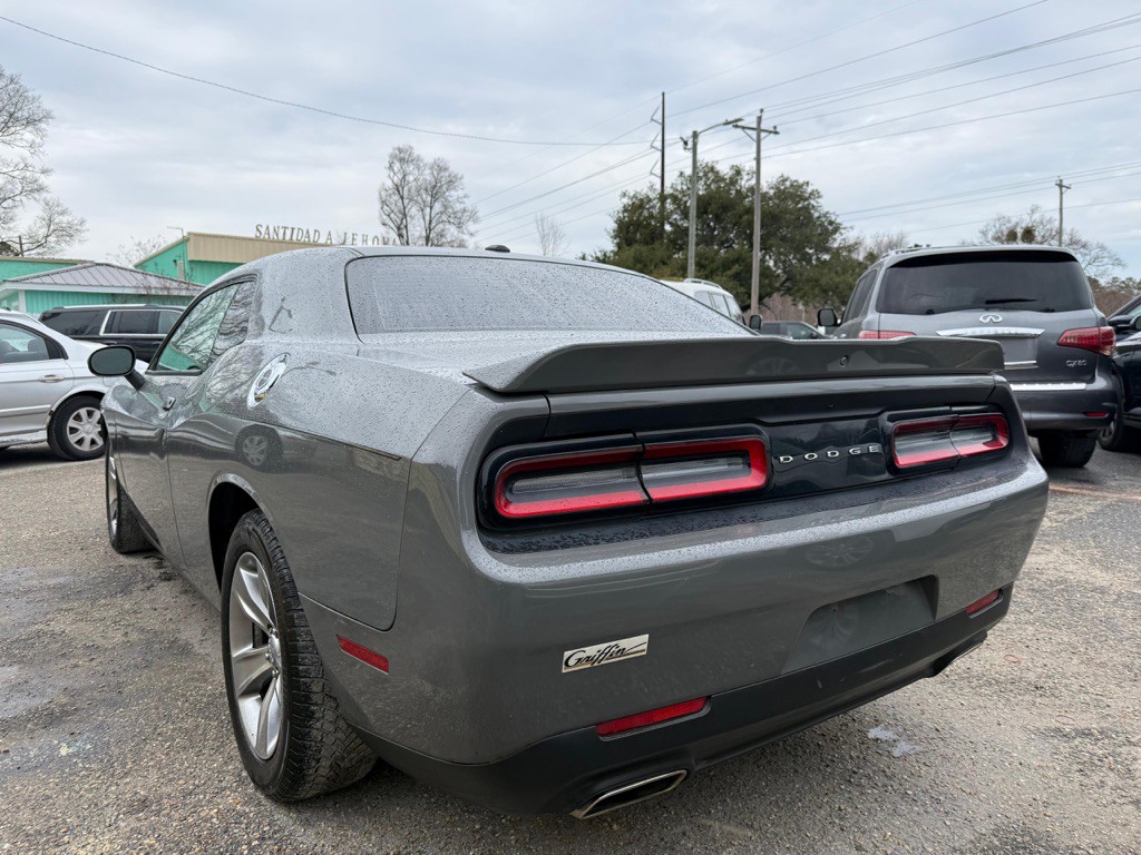 2019 Dodge Challenger Image 5