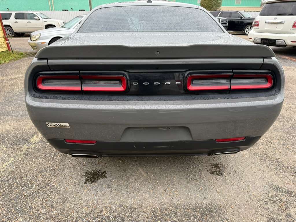 2019 Dodge Challenger Image 8