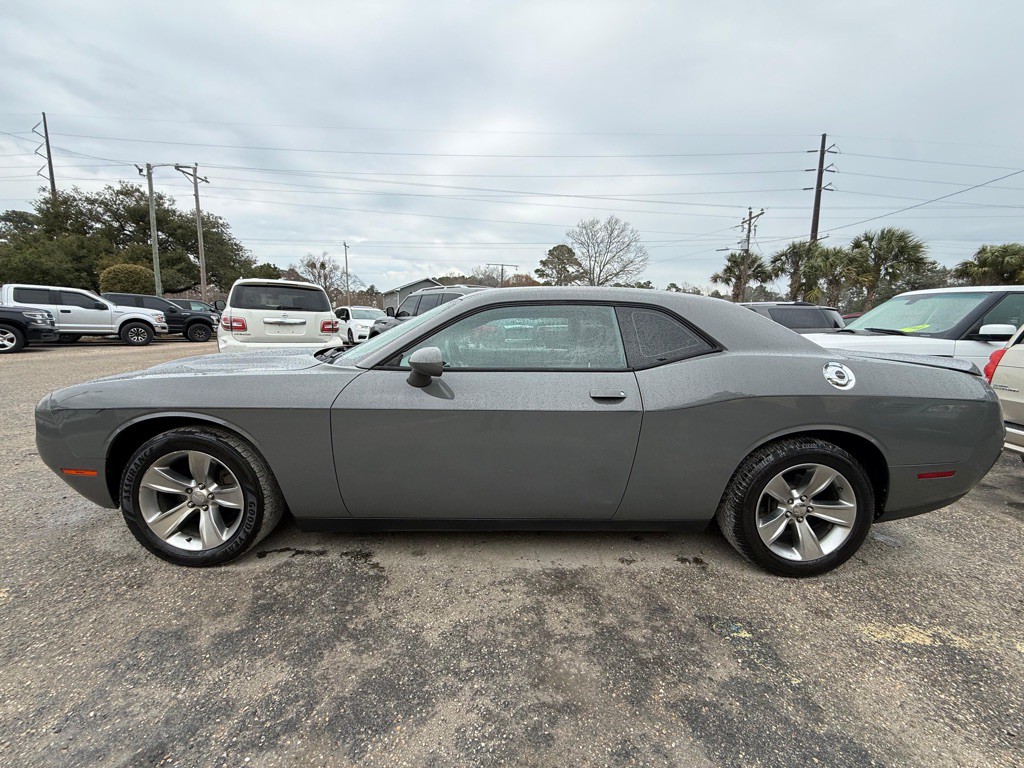 2019 Dodge Challenger Image 6