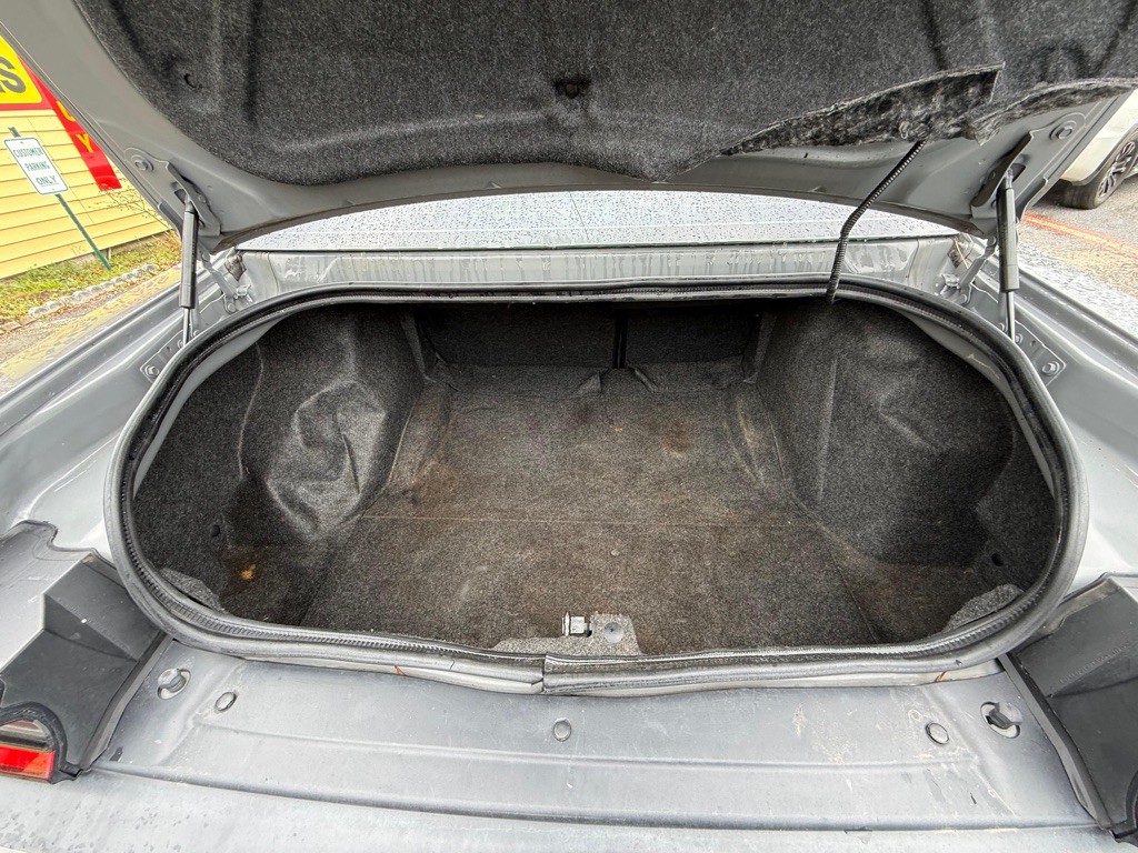 2019 Dodge Challenger Image 9