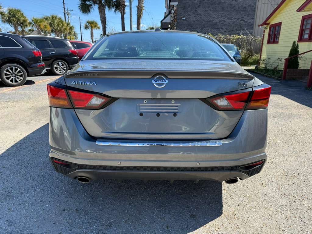2021 Nissan Altima Image 6