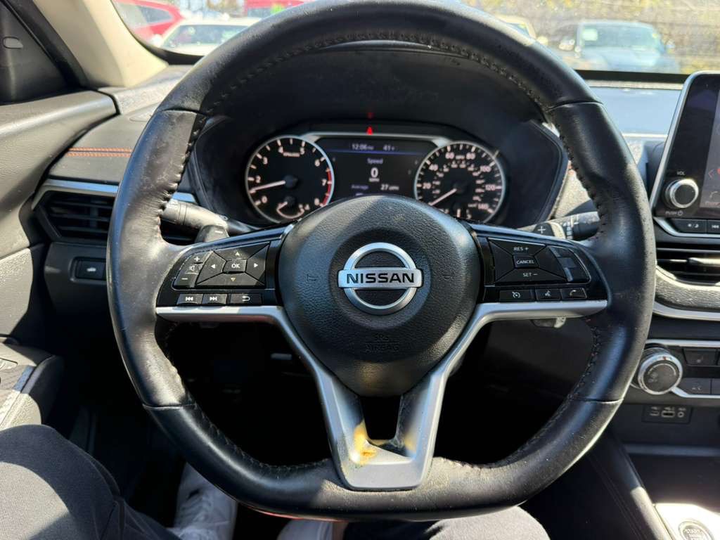 2021 Nissan Altima Image 14