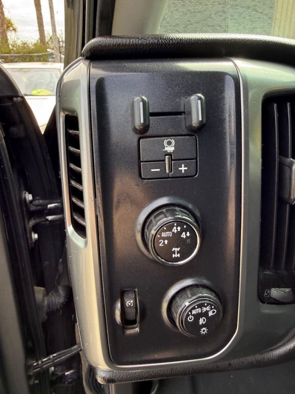 2016 Chevrolet Silverado 1500 Image 12