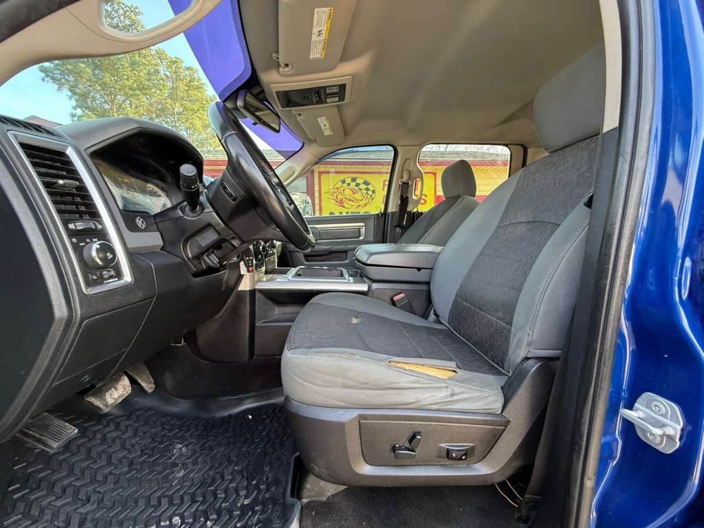 2015 RAM 1500 Image 14