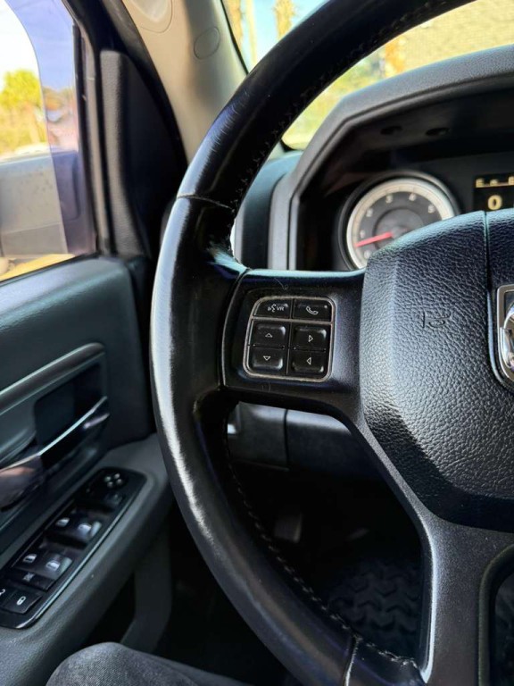 2015 RAM 1500 Image 15