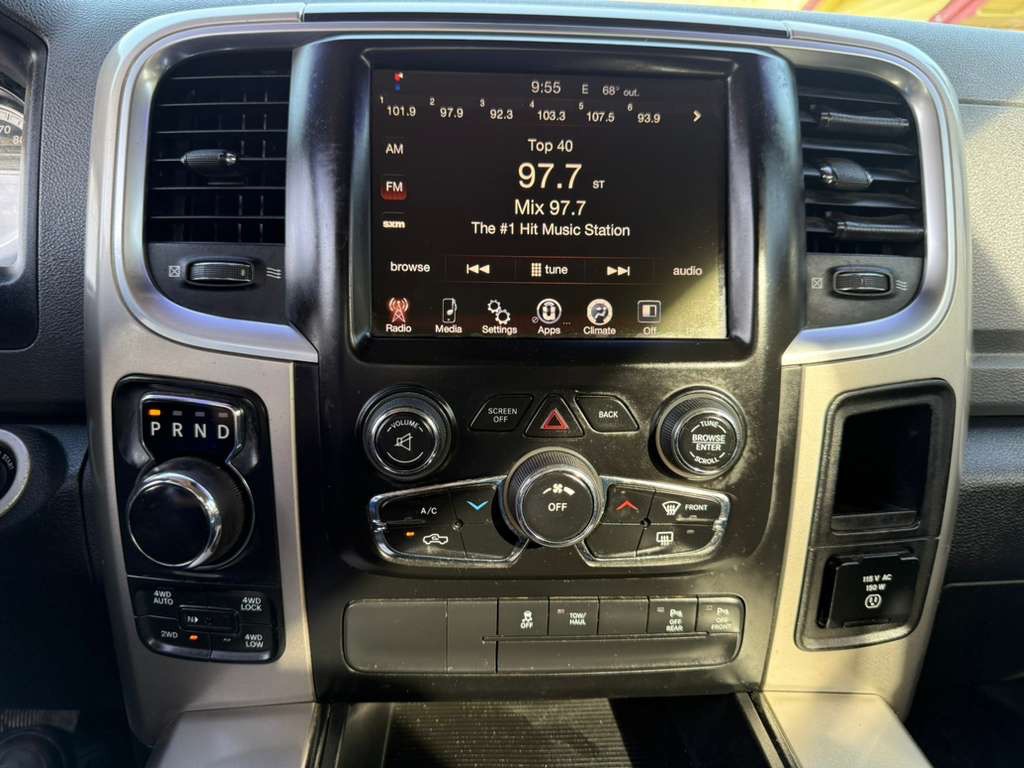 2015 RAM 1500 Image 18