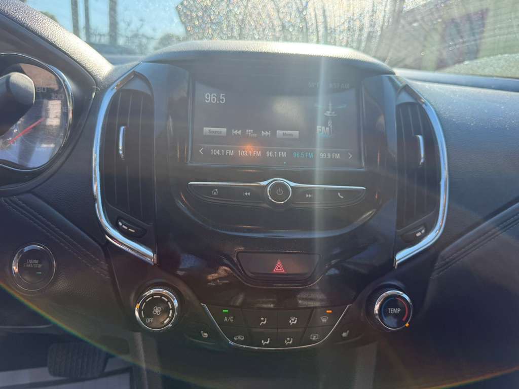 2017 Chevrolet Cruze Image 15