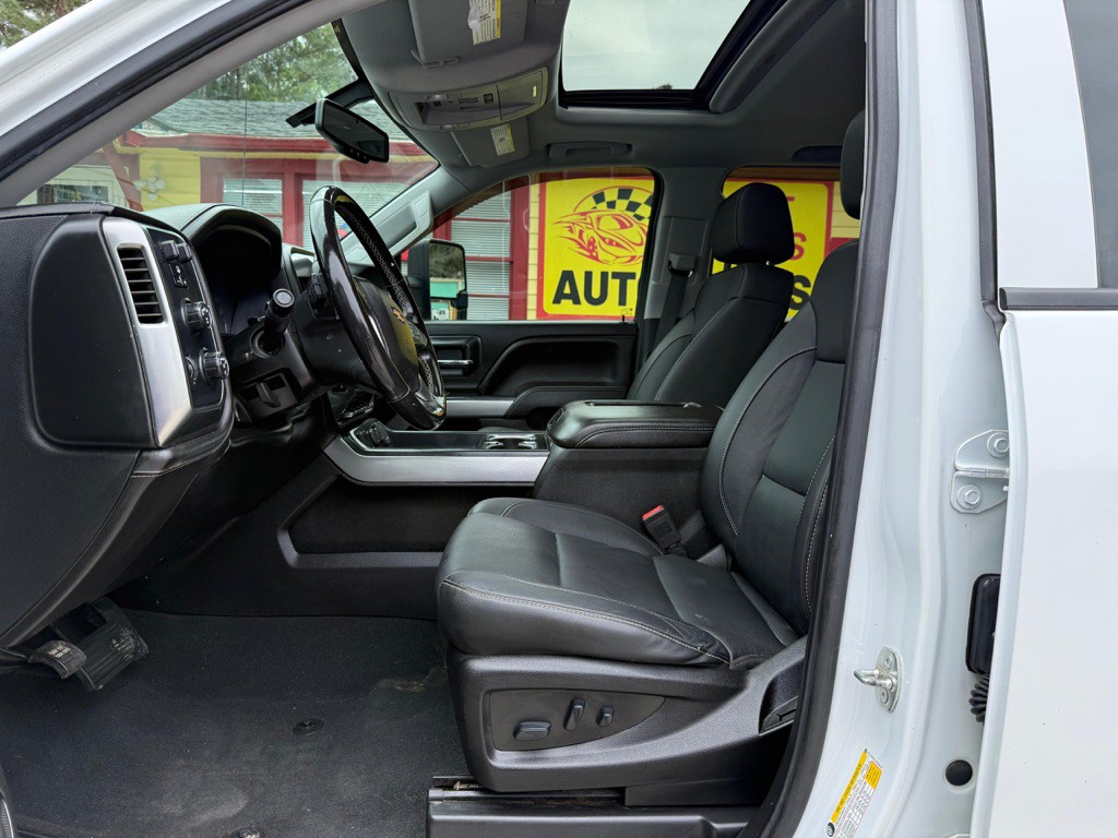 2018 Chevrolet Silverado 1500 Image 13