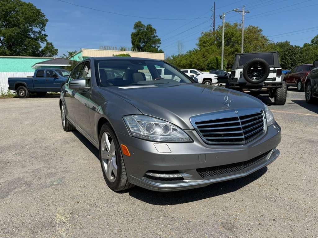 2011 Mercedes-Benz S-Class Image 2