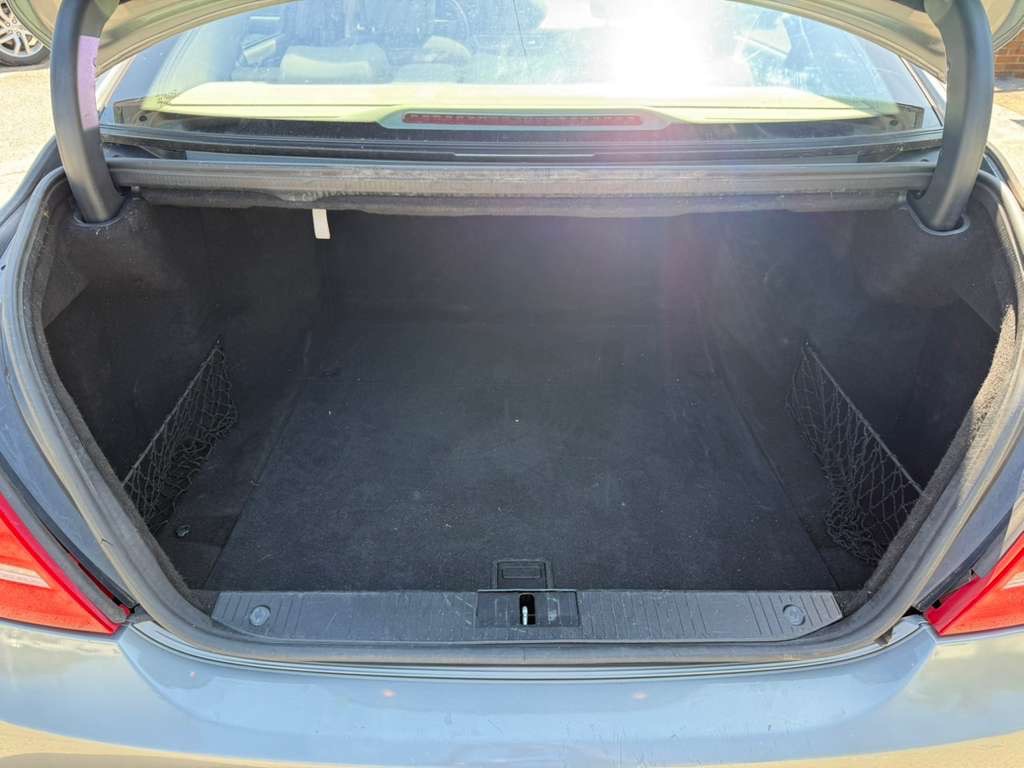 2011 Mercedes-Benz S-Class Image 9