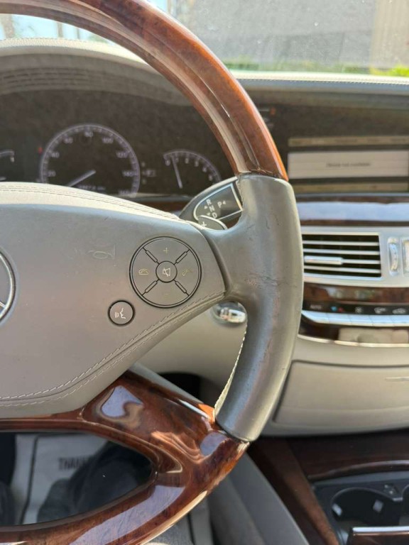 2011 Mercedes-Benz S-Class Image 12