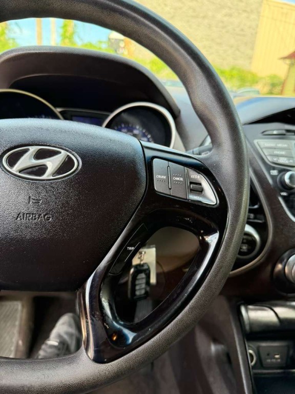 2015 Hyundai Tucson Image 17