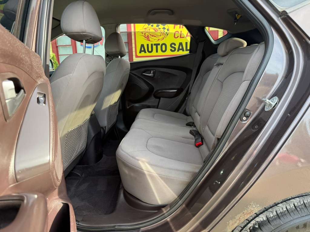 2015 Hyundai Tucson Image 22