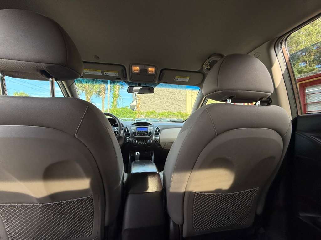 2015 Hyundai Tucson Image 23