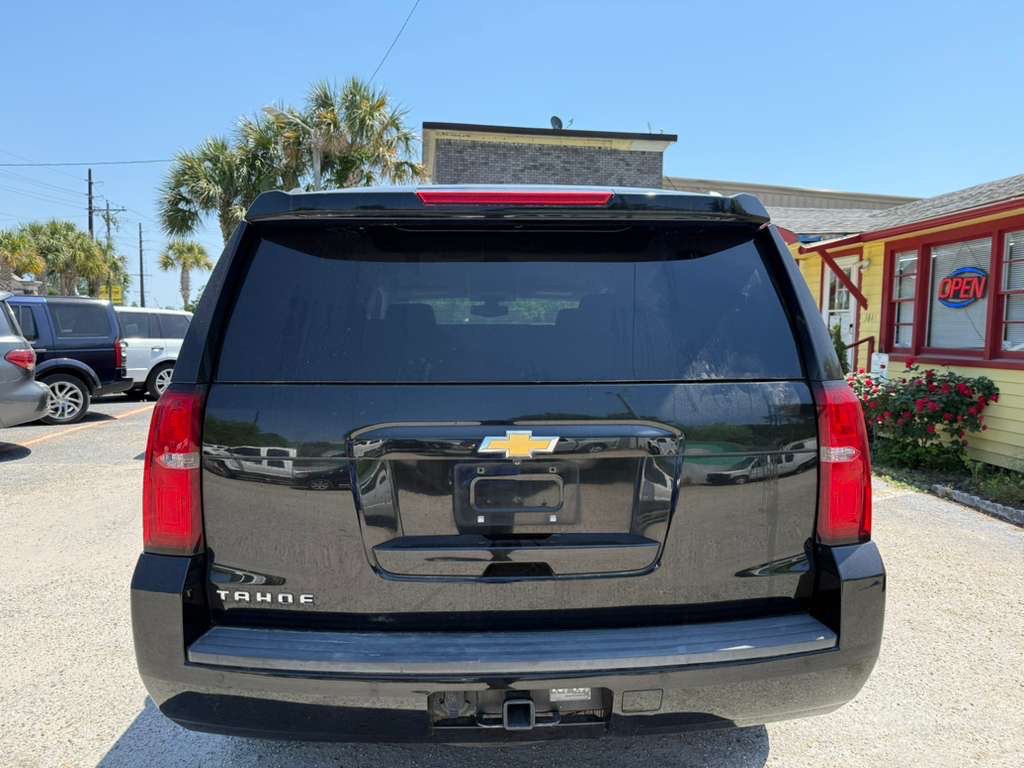 2016 Chevrolet Tahoe Image 4