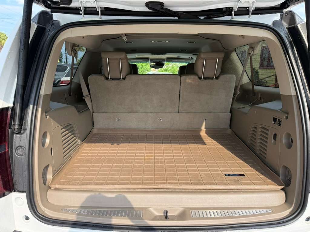 2015 Chevrolet Suburban Image 24
