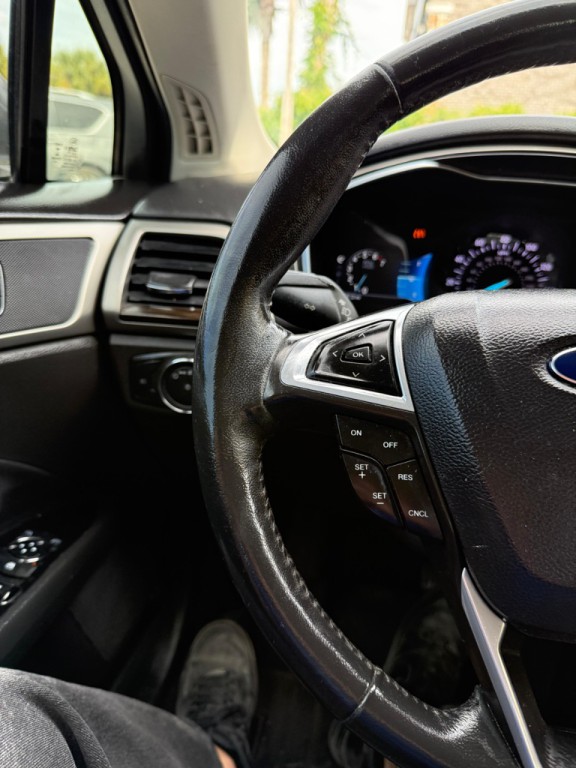 2014 Ford Fusion Image 17