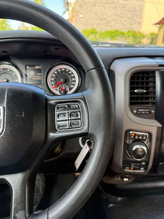 2021 RAM 1500 Image 12
