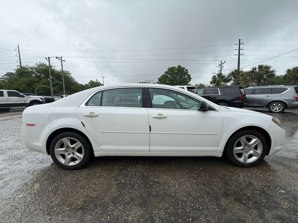 2012 Chevrolet Malibu Image 7