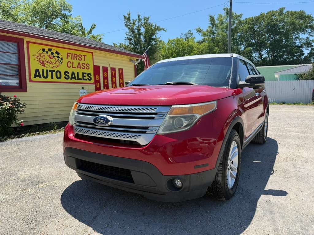 2012 Ford Explorer Image 1