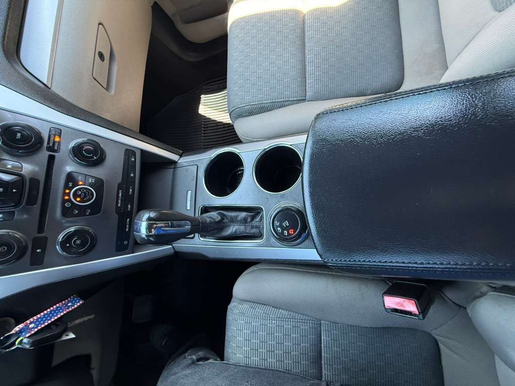 2012 Ford Explorer Image 13