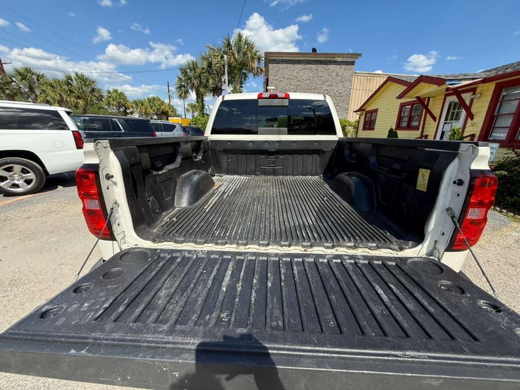 2015 Chevrolet Silverado 1500 Image 11