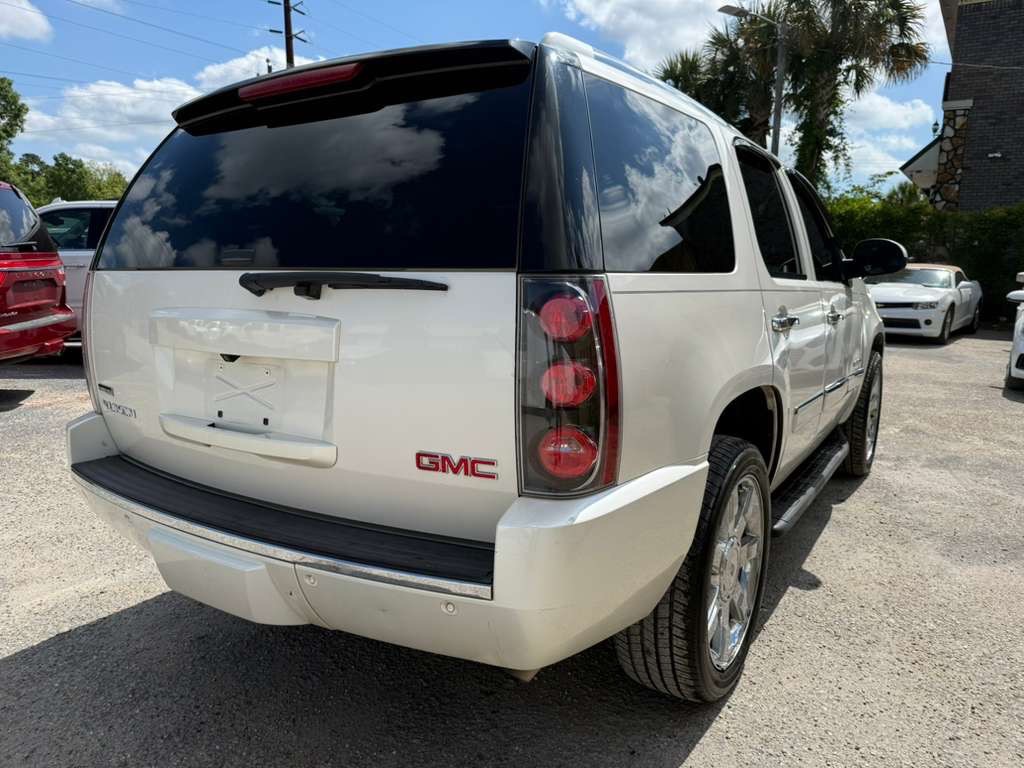 2010 GMC Yukon Image 5