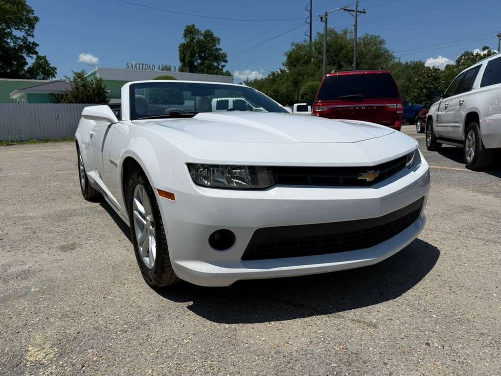 2015 Chevrolet Camaro Image 2