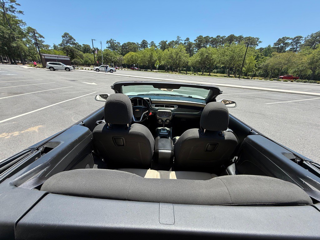 2015 Chevrolet Camaro Image 18