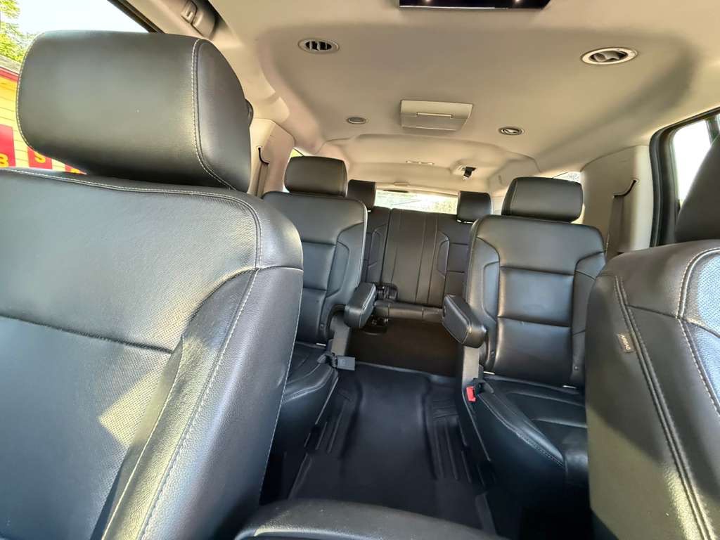 2018 Chevrolet Suburban Image 23