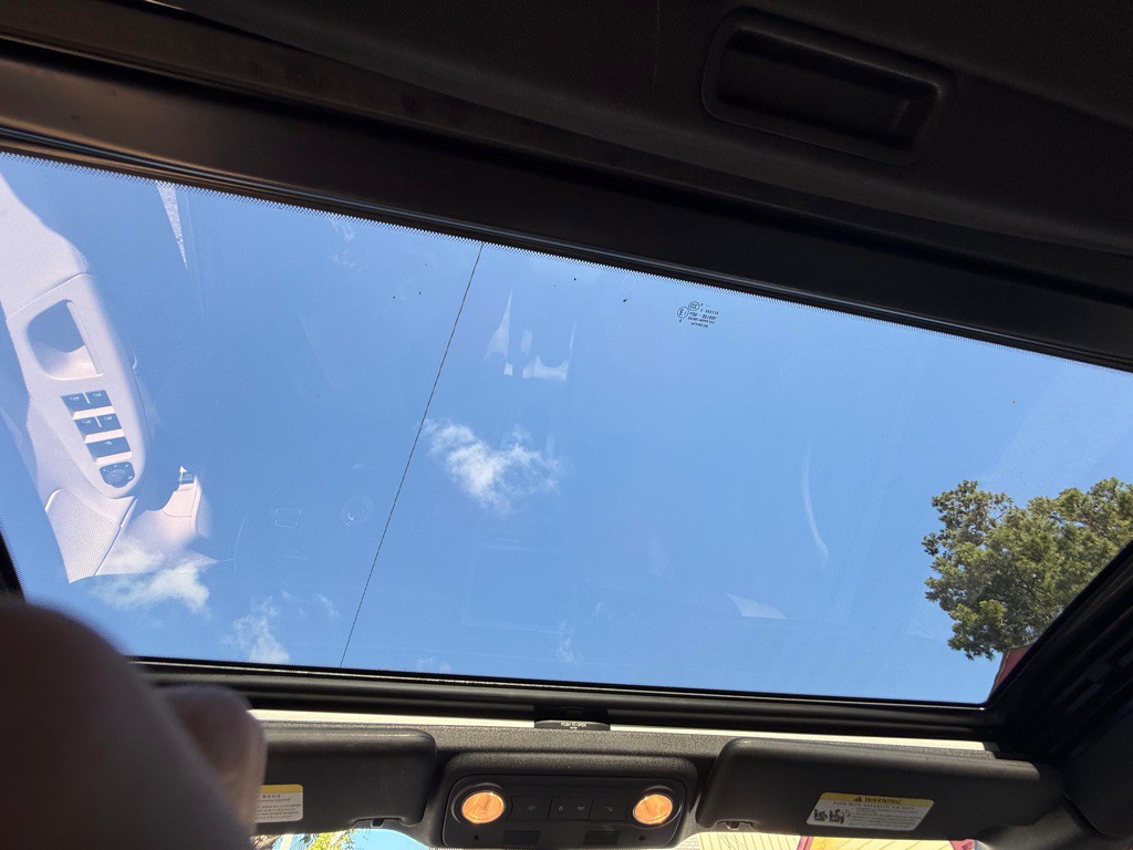 2018 Chevrolet Suburban Image 26
