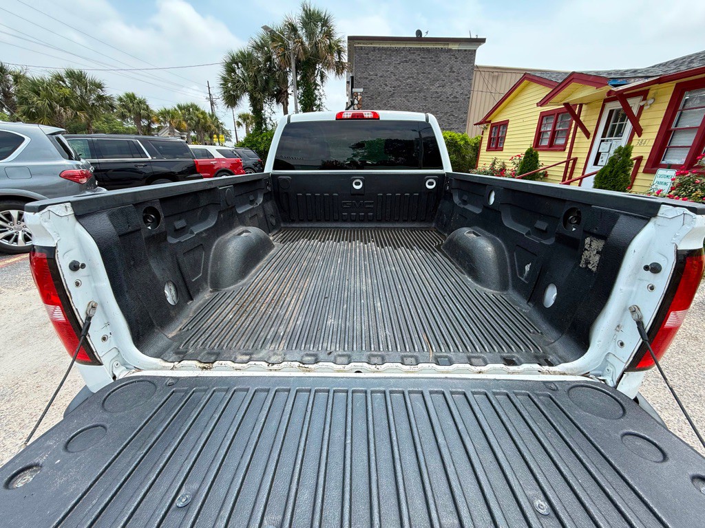 2015 GMC Sierra Image 6