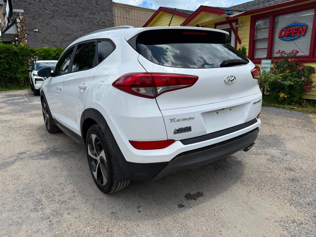 2016 Hyundai Tucson Image 5