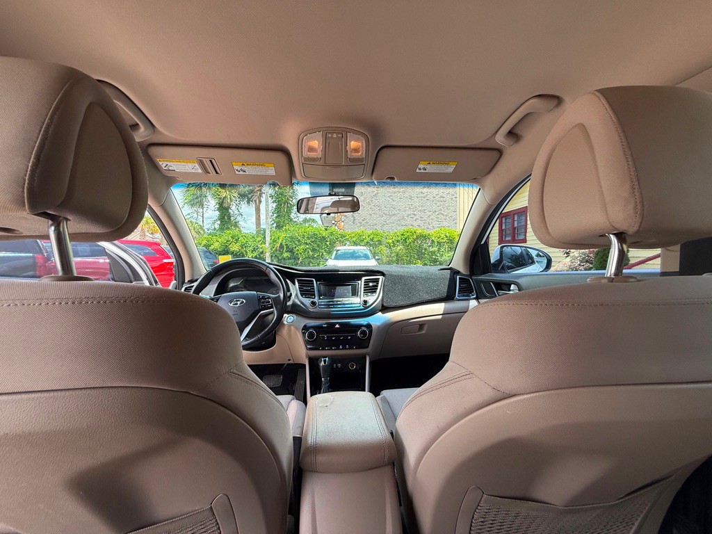2016 Hyundai Tucson Image 18