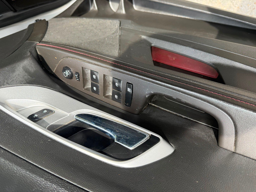 2015 Chevrolet Equinox Image 11